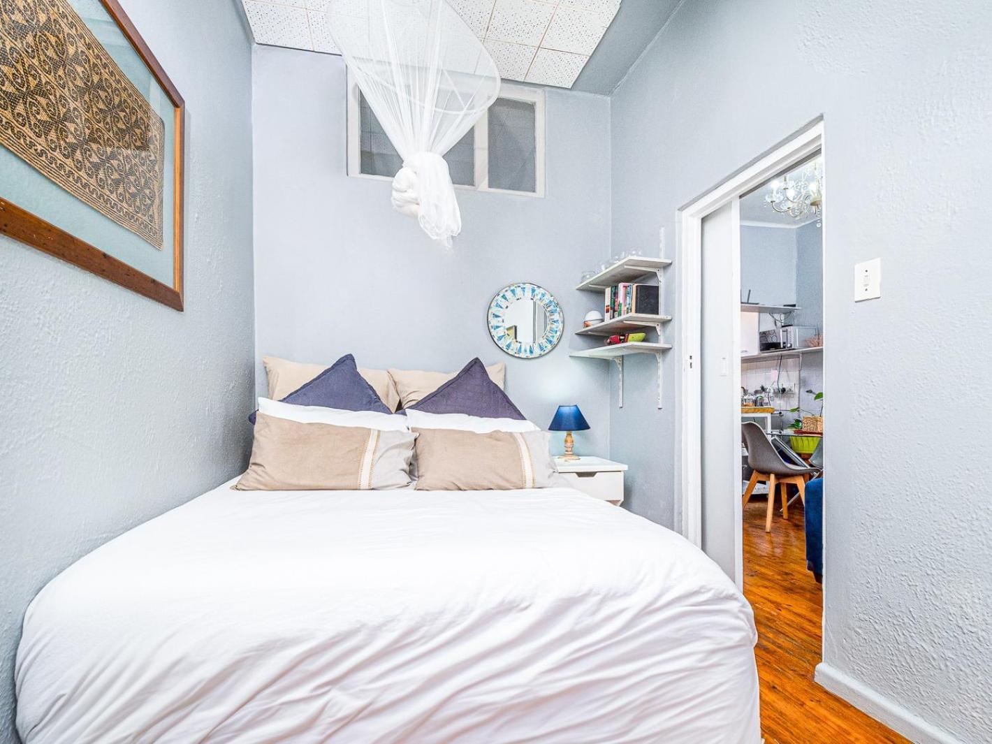 Cosy Victorian Style Full Cape Town